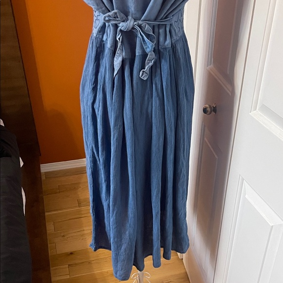 Vintage Emmanuel Geraldo Embroidered Blue Rayon Dress - Size L - Picture 12 of 15